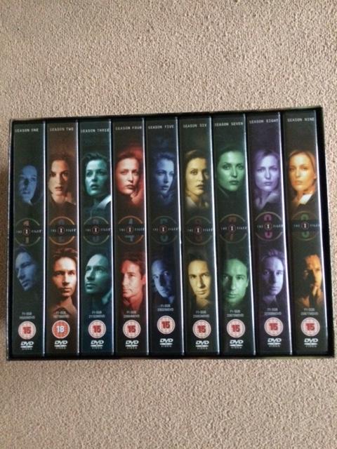 Image 3 of The X Files complete series DVD boxset and extras