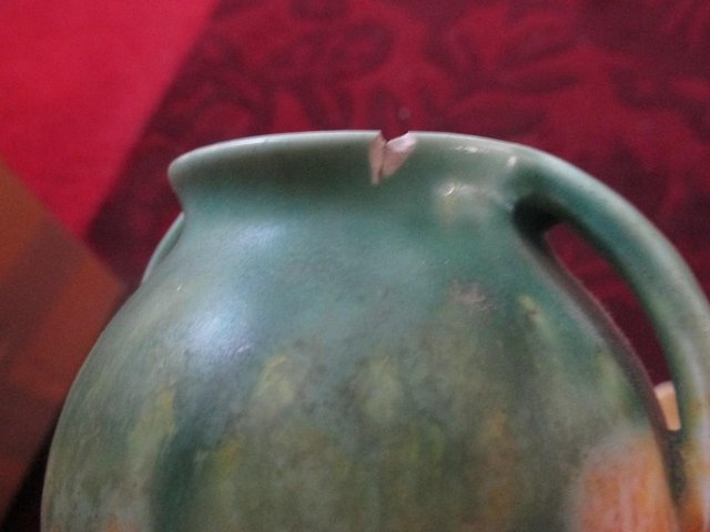 Image 3 of EMPIRE WARE SMALL VASE / URN - 1950'S???