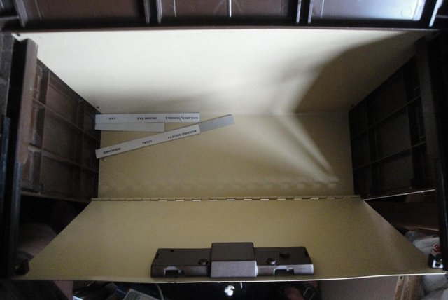 Image 2 of Metal Portable Lockable Filing Carry Box/ Cabinet