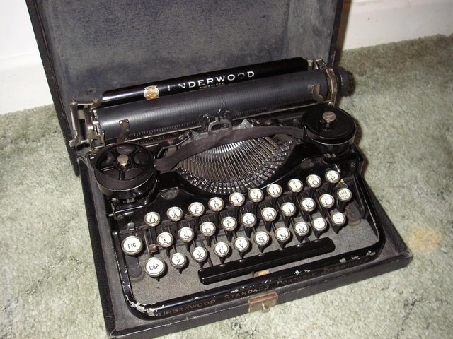 Image 2 of Typewriter - Underwood, antique