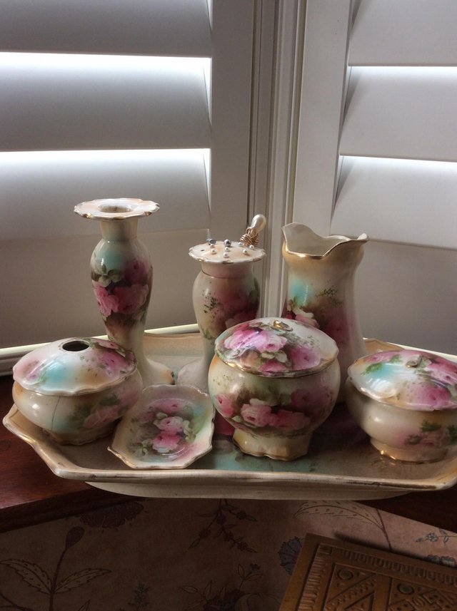 Image 3 of Victorian porceline dressing table set