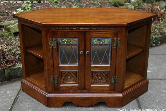 Image 20 of AN OLD CHARM LIGHT OAK CORNER TV DVD CD CABINET STAND TABLE