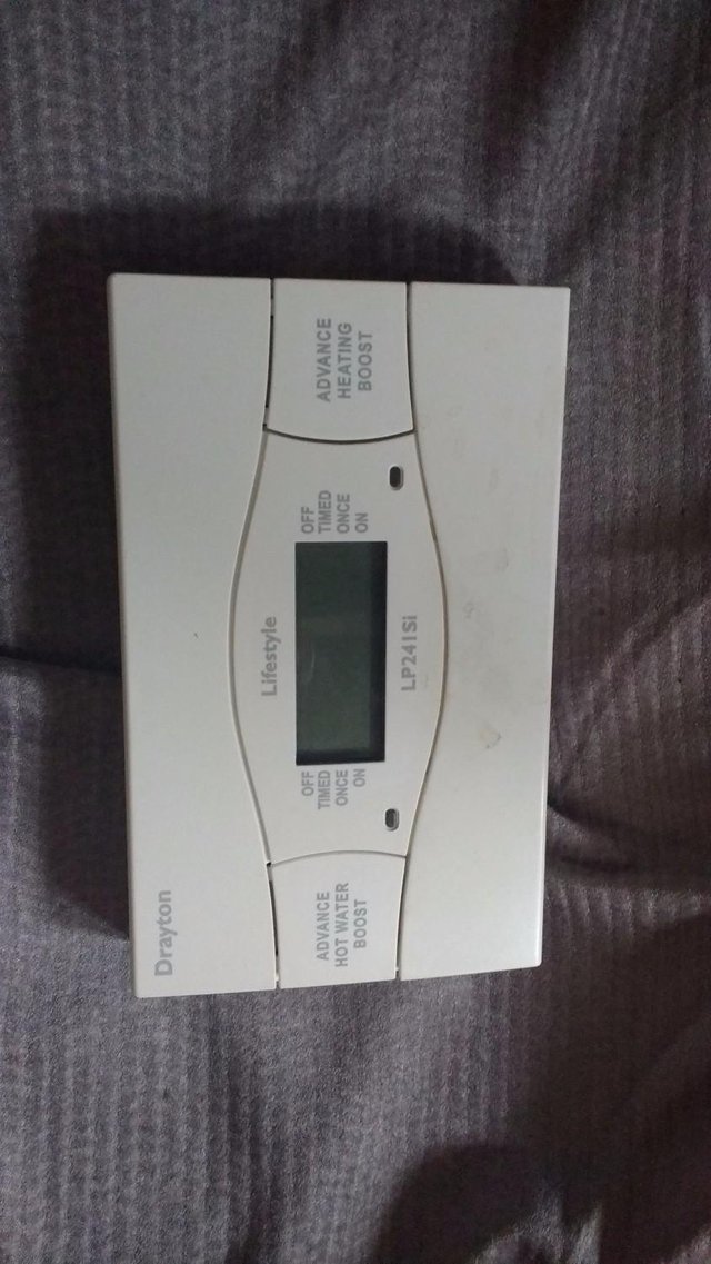 Image 2 of Drayton Central Heating/Hot Water  Timer