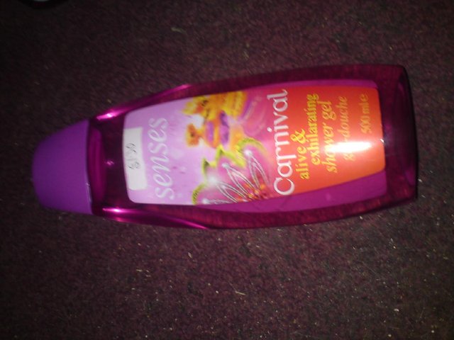 Preview of the first image of Avon Senses Shower Gel.
