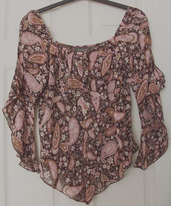 Preview of the first image of PRETTY LADIES BLOUSE BY ATMOSPHERE - SZ 16.