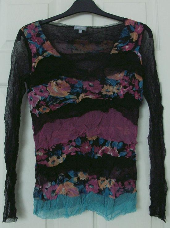Preview of the first image of PRETTY LADIES MULTICOLOURED CRINKLE TOP BY PER UNA - SZ S B4.