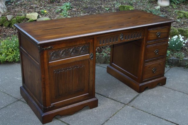 Image 69 of AN OLD CHARM LIGHT OAK WRITING TABLE COMPUTER DESK CABINET