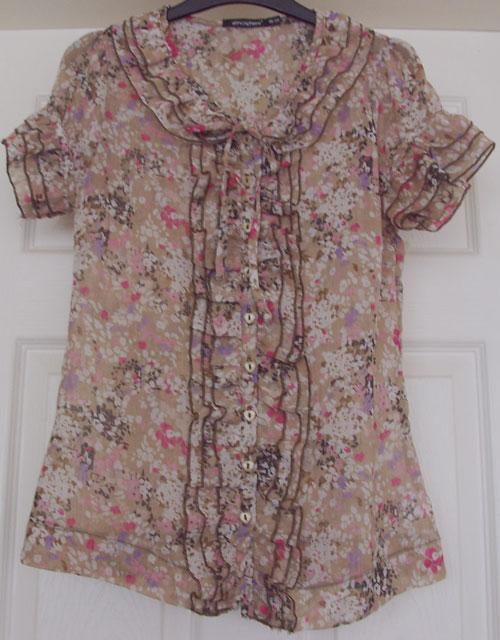 Preview of the first image of PRETTY LADIES FRILLY SUMMER BLOUSE BY ATMOSPHERE - SZ 10.