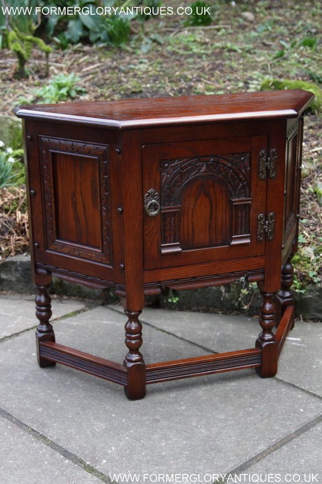 Image 15 of AN OLD CHARM TUDOR OAK CANTED CABINET PHONE TABLE SIDEBOARD