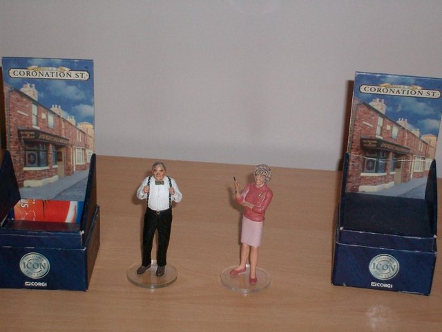 Preview of the first image of CORGI CLASSICS CORONATION STREET FIGURES.