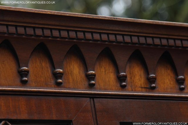 Image 47 of BEVAN FUNNELL MAHOGANY DISPLAY DRINKS CABINET SIDEBOARD UNIT