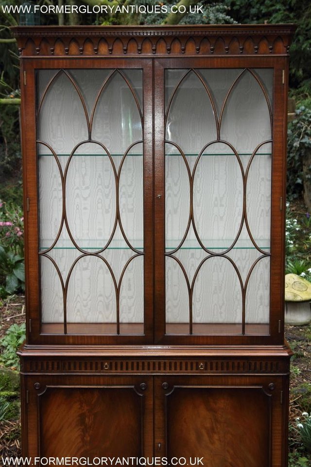 Image 56 of BEVAN FUNNELL MAHOGANY DISPLAY DRINKS CABINET SIDEBOARD UNIT