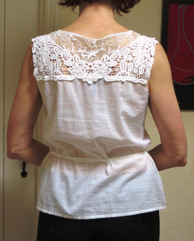 Image 4 of Long Tall Sally WHITE COTTON AND LACE TOP Size 14