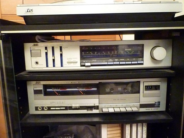 Image 2 of JVC Hi-fi  tuner