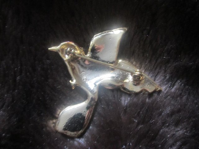 Image 3 of KINGFISHER ENAMELLED / JEWELLED BROOCH 1990's?? Excellent co