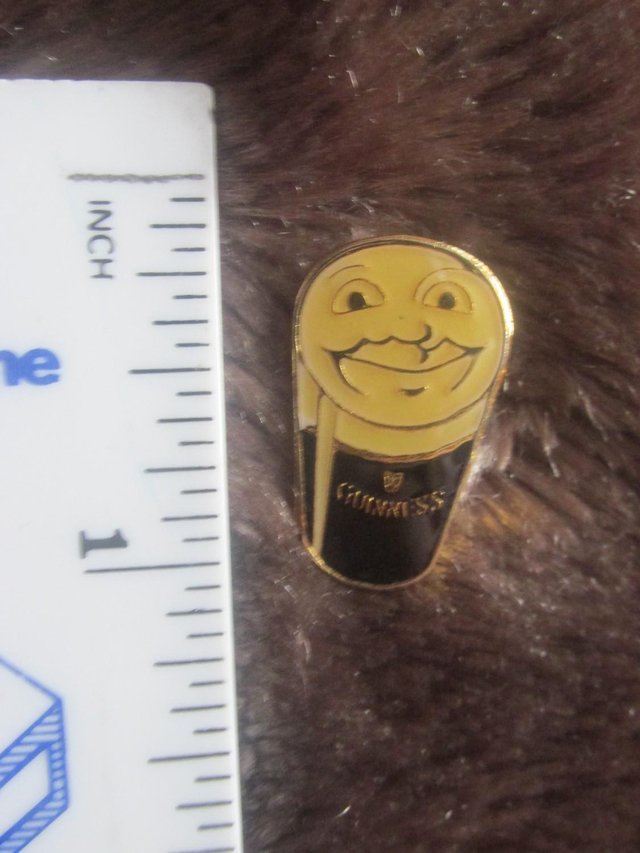Preview of the first image of small guinness pin badge 1990's.
