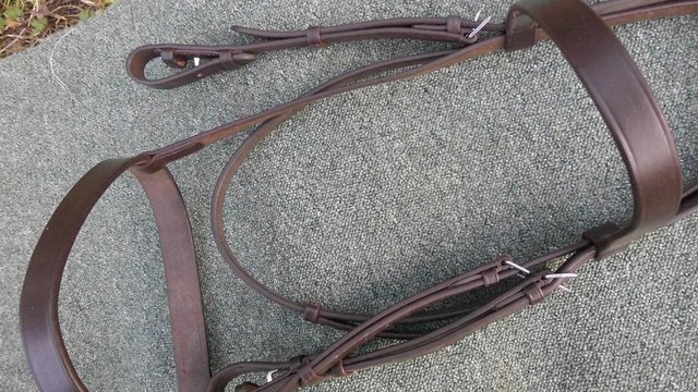 Image 2 of New Brown Shires Hunter Bridle Full size