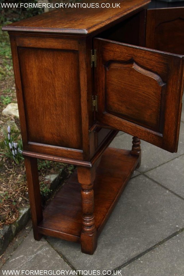 Image 13 of TITCHMARSH & GOODWIN SERVING TABLE DRINKS WINE CABINET STAND
