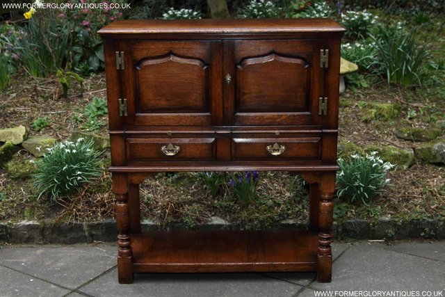 Image 21 of TITCHMARSH & GOODWIN SERVING TABLE DRINKS WINE CABINET STAND