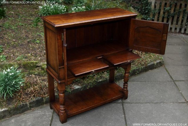 Image 35 of TITCHMARSH & GOODWIN SERVING TABLE DRINKS WINE CABINET STAND