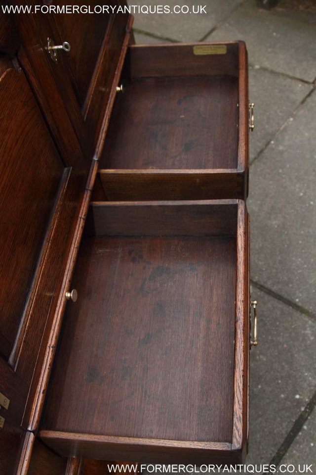 Image 87 of TITCHMARSH & GOODWIN SERVING TABLE DRINKS WINE CABINET STAND