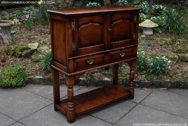 Image 90 of TITCHMARSH & GOODWIN SERVING TABLE DRINKS WINE CABINET STAND