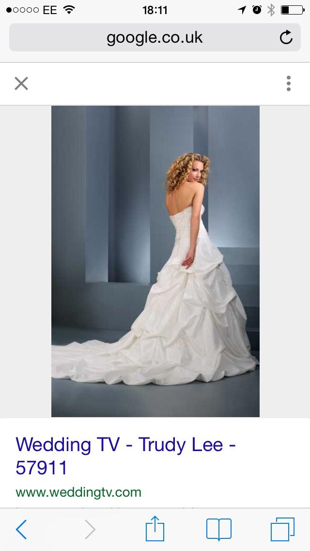 Image 3 of Wedding dress