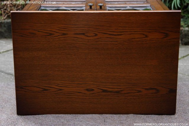 Image 27 of AN OLD CHARM LIGHT OAK HI FI DVD CD TV STAND TABLE CABINET