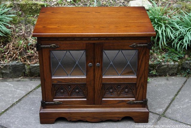 Image 28 of AN OLD CHARM LIGHT OAK HI FI DVD CD TV STAND TABLE CABINET