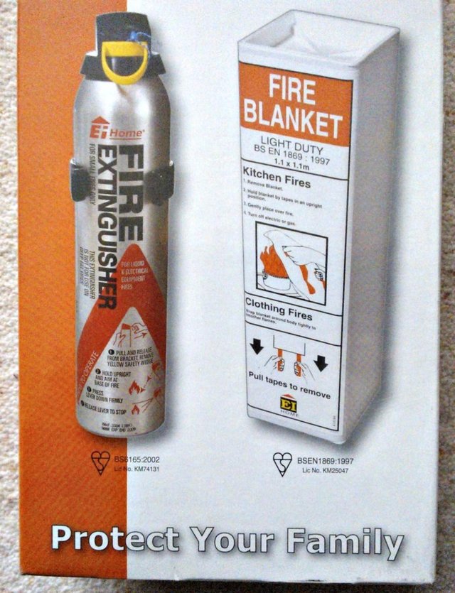 Image 3 of Ei Kitchen Fire Extinguisher
