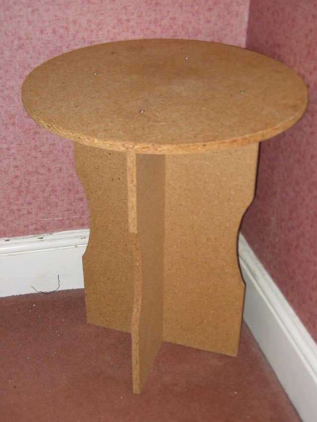 Preview of the first image of MDF small table.