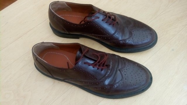 Preview of the first image of 40's style (lookalike) Dark tan brogues, all leather, size 9.