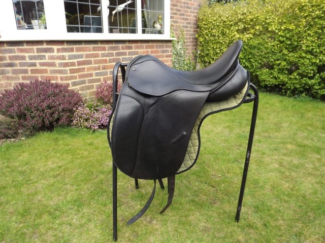 Image 2 of County Competitor Dressage Saddle