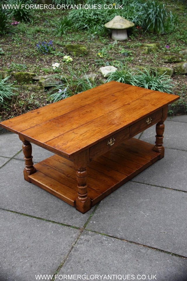Image 54 of A TITCHMARSH GOODWIN STYLE OAK TWO DRAWER COFFEE TABLE STAND