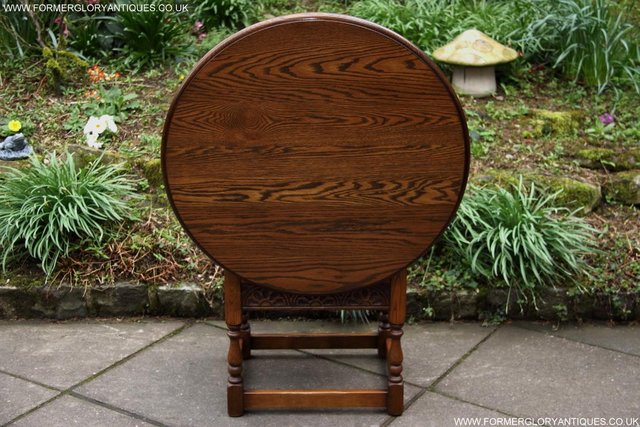Image 39 of OLD CHARM LIGHT OAK MONKS SEAT BENCH SETTLE ARMCHAIR TABLE
