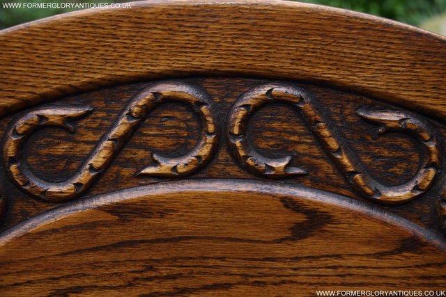 Image 42 of OLD CHARM LIGHT OAK MONKS SEAT BENCH SETTLE ARMCHAIR TABLE