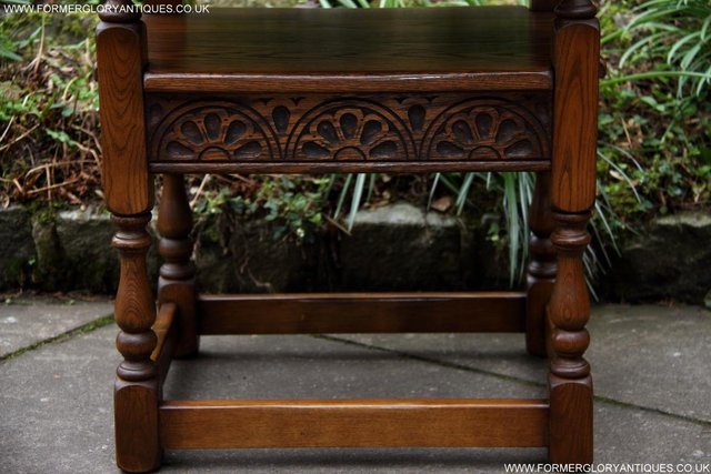 Image 53 of OLD CHARM LIGHT OAK MONKS SEAT BENCH SETTLE ARMCHAIR TABLE