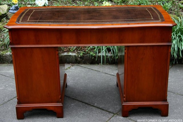 Image 68 of A YEW WOOD PEDESTAL DESK LAPTOP WRITING COMPUTER TABLE STAND