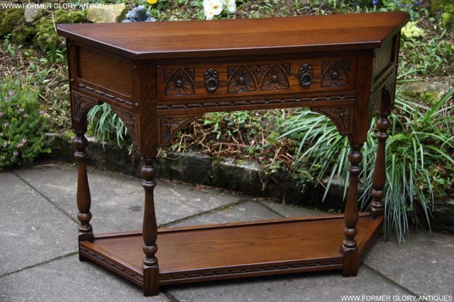 Image 54 of OLD CHARM LIGHT OAK CANTED HALL LAMP TABLE SIDEBOARD STAND