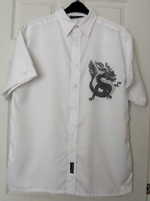 Preview of the first image of Mens Short Sleeve White Shirt With Dragon Motif - Sz L  B6.