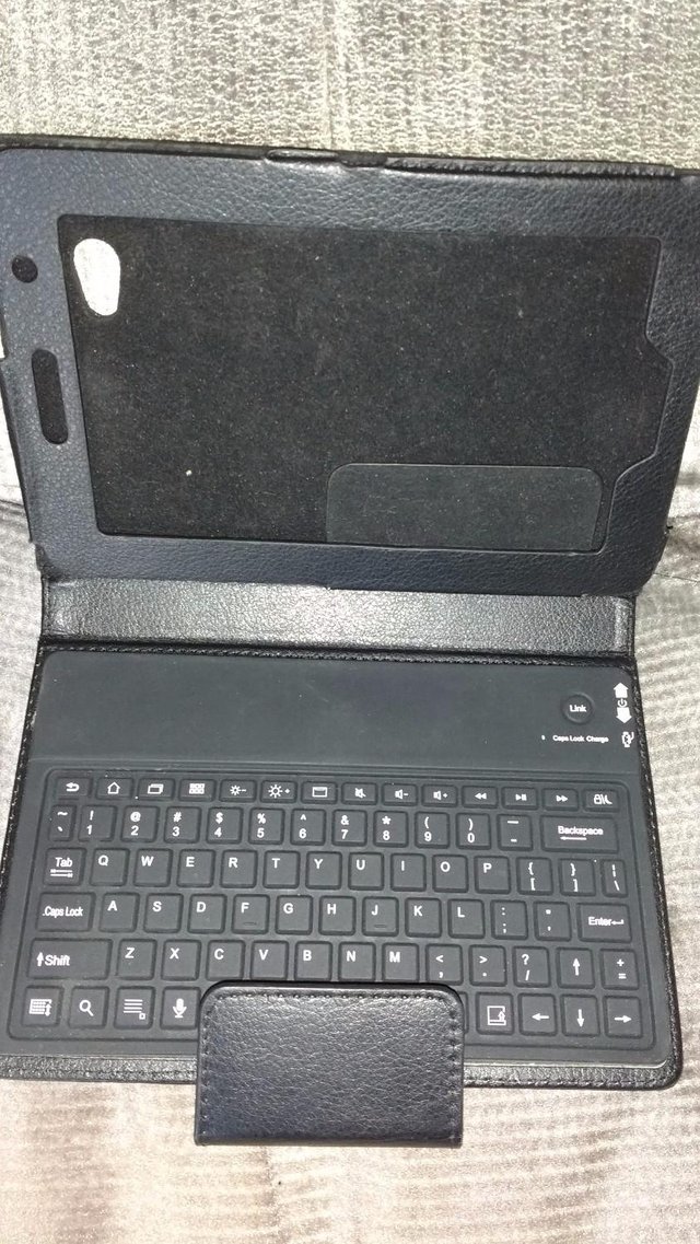 Image 3 of Bluetooth keyboard case For 7" Tablets