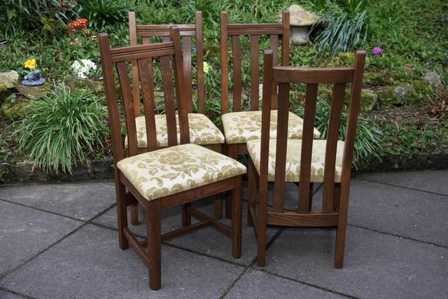 Image 59 of FOUR OLD CHARM ELM COTSWOLD KITCHEN DINING TABLE CHAIRS SET