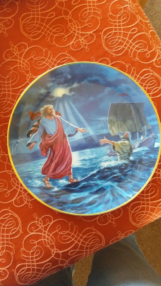 Image 3 of Franklin Mint decorative plates