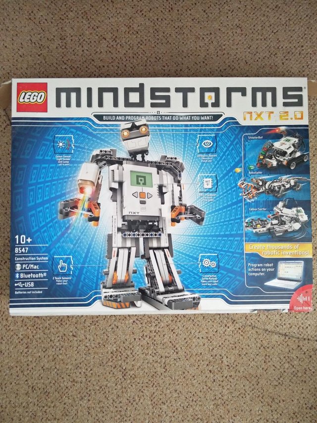 Preview of the first image of Lego Mindstorms NXT 2.0 8547.