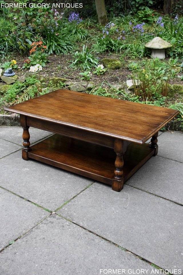 Image 7 of A TITCHMARSH GOODWIN STYLE OAK TWO DRAWER COFFEE TABLE STAND