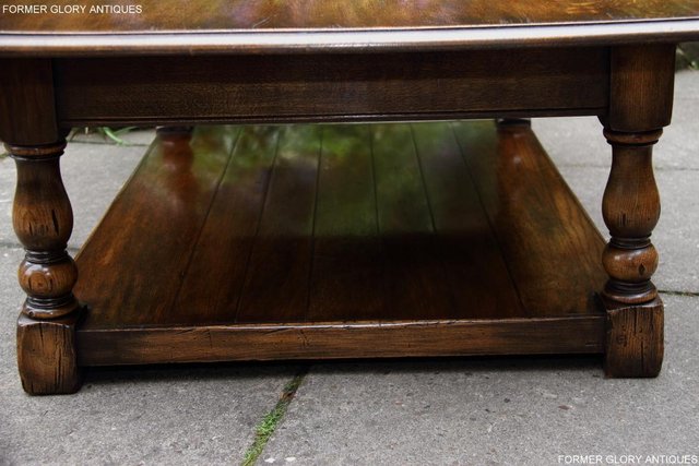 Image 9 of A TITCHMARSH GOODWIN STYLE OAK TWO DRAWER COFFEE TABLE STAND
