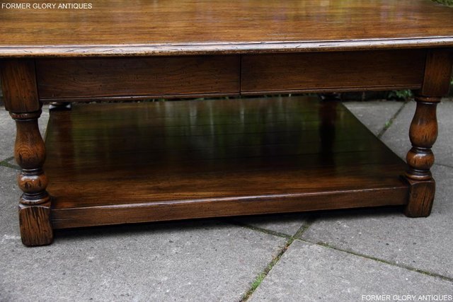 Image 14 of A TITCHMARSH GOODWIN STYLE OAK TWO DRAWER COFFEE TABLE STAND
