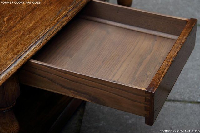 Image 34 of A TITCHMARSH GOODWIN STYLE OAK TWO DRAWER COFFEE TABLE STAND