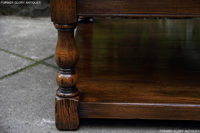 Image 49 of A TITCHMARSH GOODWIN STYLE OAK TWO DRAWER COFFEE TABLE STAND
