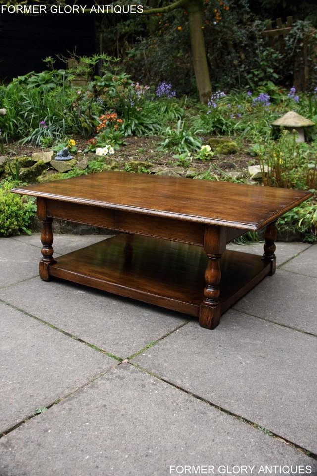 Image 53 of A TITCHMARSH GOODWIN STYLE OAK TWO DRAWER COFFEE TABLE STAND